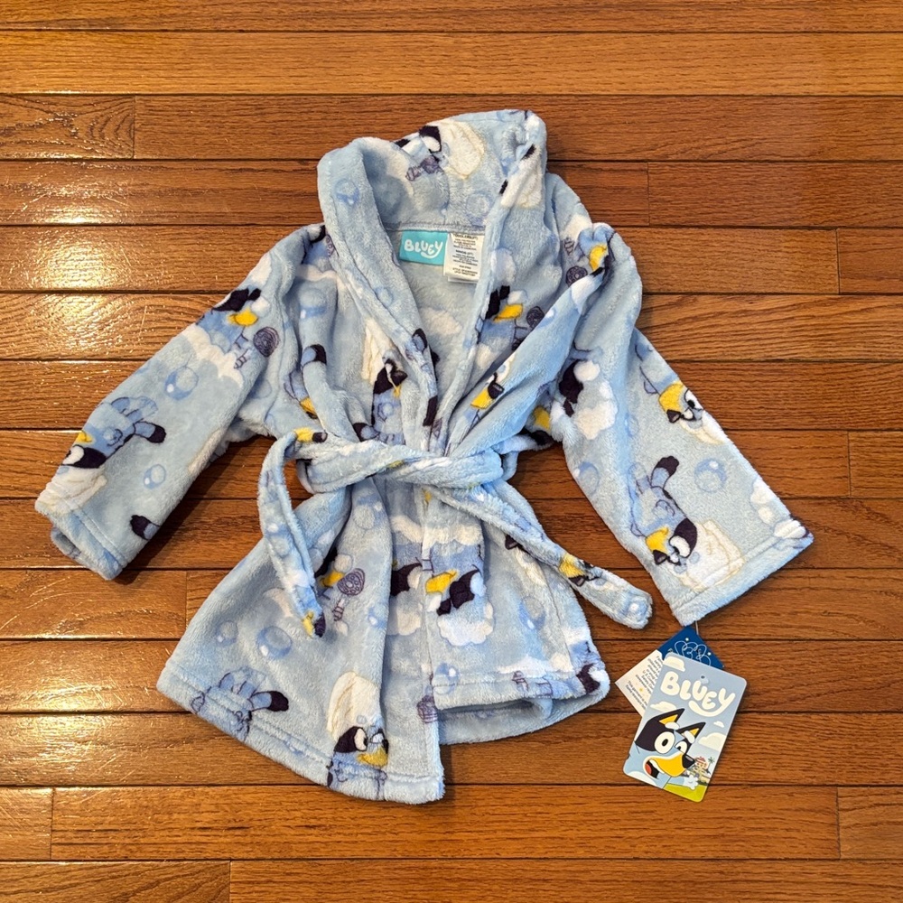 Bluey Kids Robe - Light Blue NWT